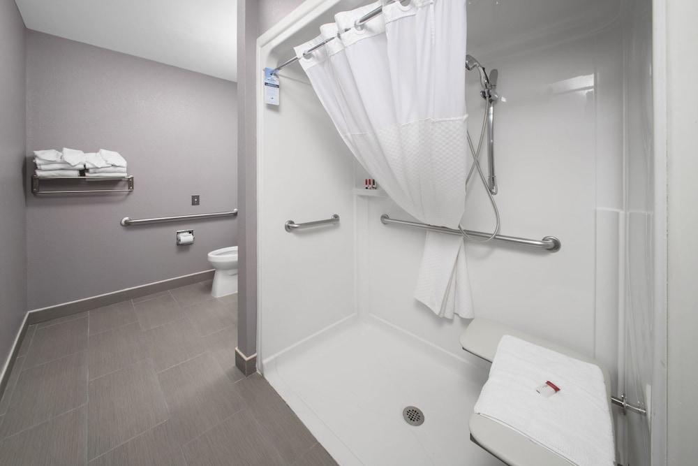 Microtel Inn & Suites By Wyndham Bethel/Danbury Zewnętrze zdjęcie