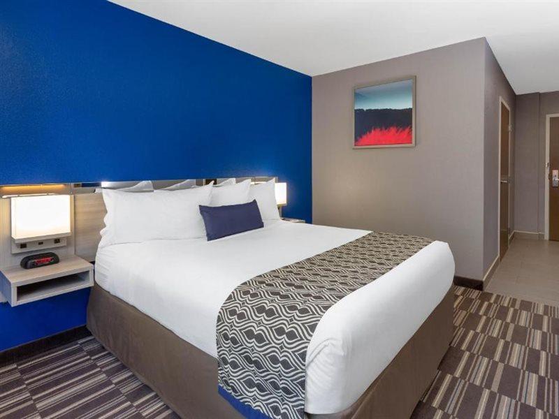 Microtel Inn & Suites By Wyndham Bethel/Danbury Zewnętrze zdjęcie