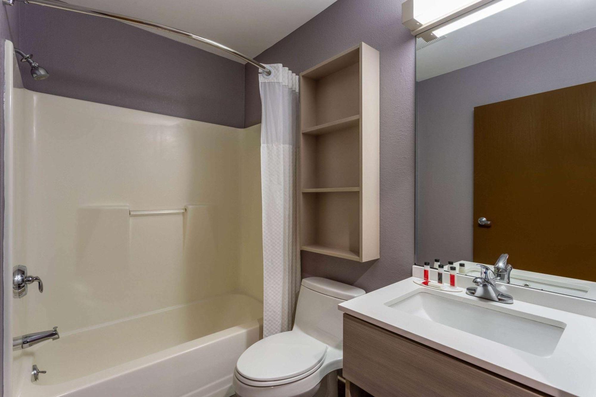 Microtel Inn & Suites By Wyndham Bethel/Danbury Zewnętrze zdjęcie