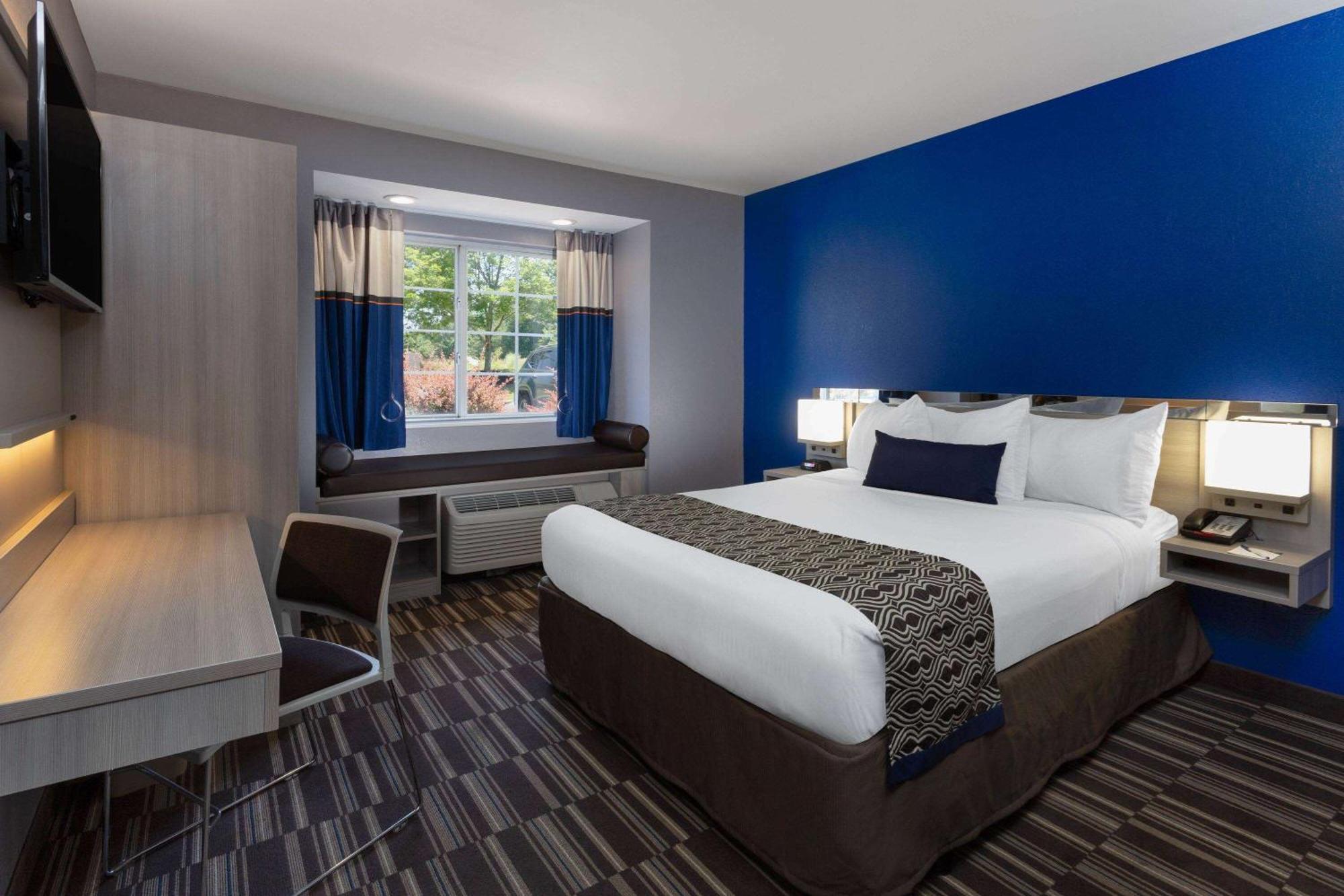 Microtel Inn & Suites By Wyndham Bethel/Danbury Zewnętrze zdjęcie