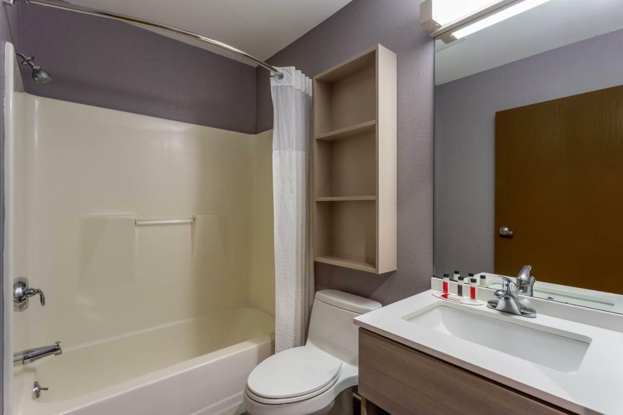 Microtel Inn & Suites By Wyndham Bethel/Danbury Zewnętrze zdjęcie